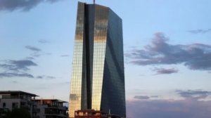 ECB: Officielle renter skal fastholdes i ”tilstrækkelig lang tid”