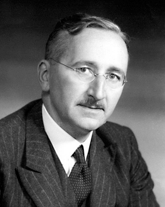Friedrich_Hayek_portrait