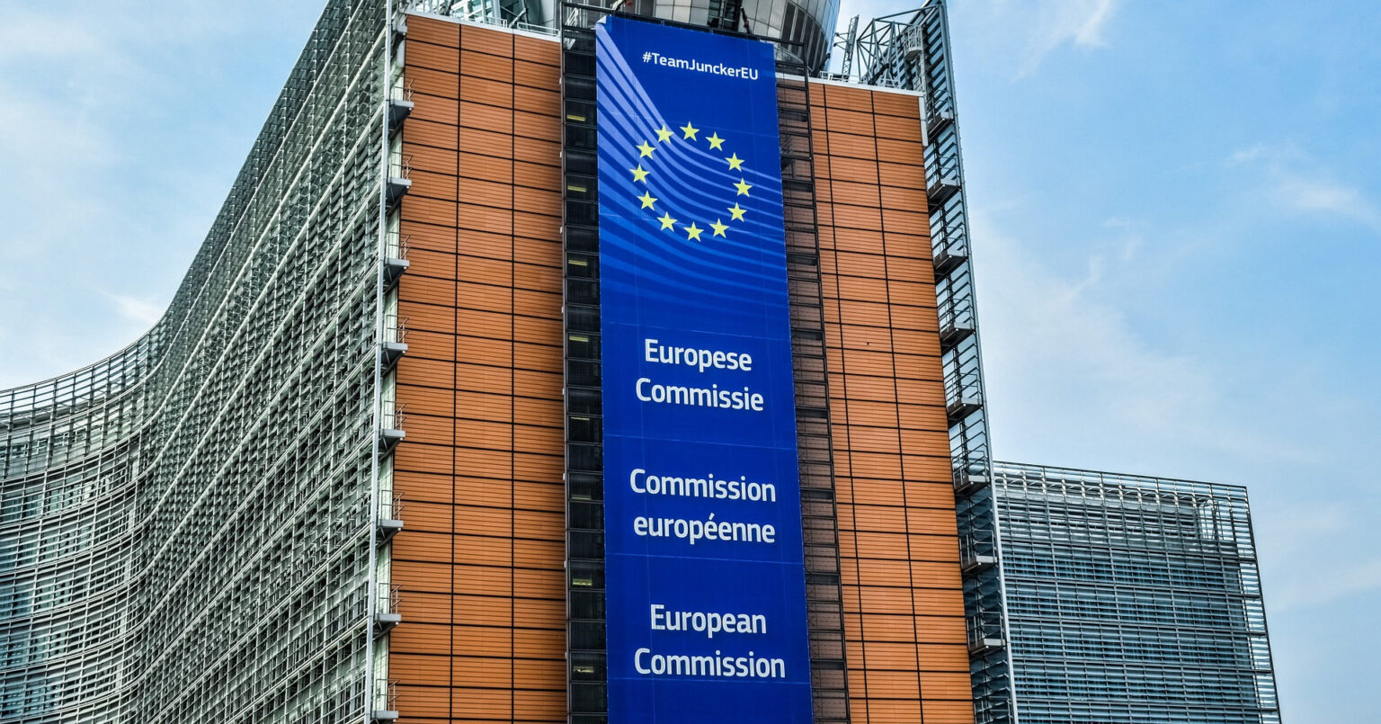 Medieanmeldelse – EU-kommissionen og den sociale fred