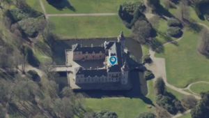 Frijsenborg Slot ved Hammel set fra luften. Foto: Klimadatastyrelsen