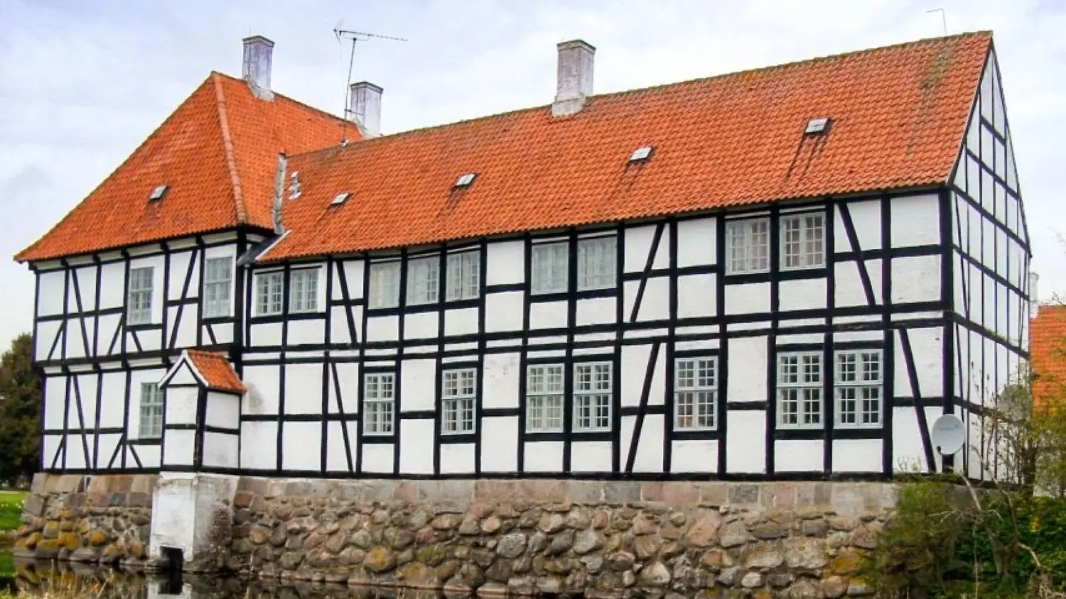 Holmegaard Gods på Sydsjælland er tidligere blevet fremhævet for en flot restaurering. Foto. Realdania/ PR