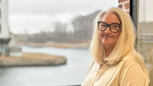 Dorte Milling tog sammen med sin mand et sats og blev hotelejer. Og det har de nok ikke fortrudt. Nu fylder hun 60 år. Foto: Milling Hotels